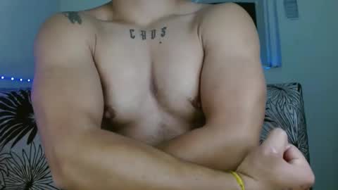 Snapshot of yourfavorite_bigclit chatting on 09/23/25, 10:40 yourfavorite_bigclit online show from 09/23/25, 10:40