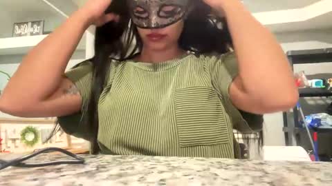 Snapshot of yourfavoritex3 chatting on 10/13/25, 09:42 yourfavoritex3 online show from 10/13/25, 09:42