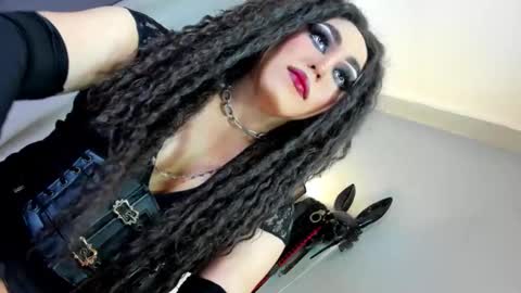  not into STINGY and CHEAP people online show from 11/22/25, 01:04