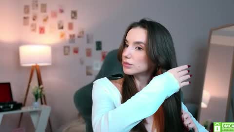 Chloe online show from 09/24/25, 09:18