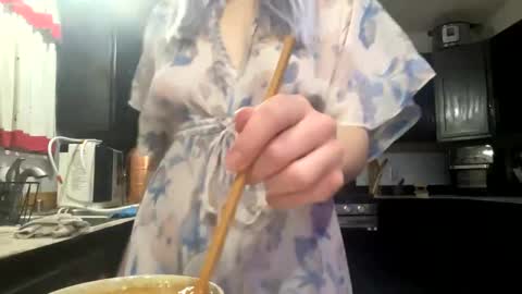 Snapshot of yourfriendlypsychopaths chatting on 01/19/25, 05:48 Scarlet Bunny online show from 01/19/25, 05:48