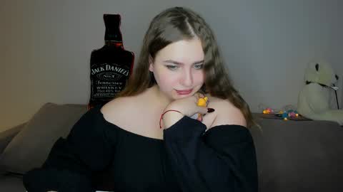 yourgem__ online show from 12/12/24, 02:44