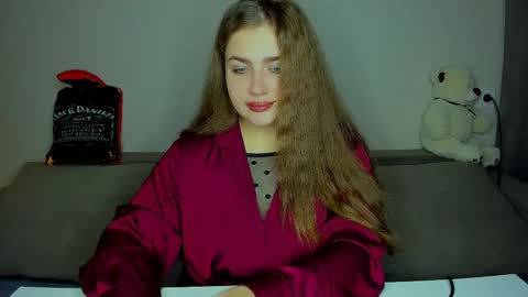 yourgem__ online show from 09/17/25, 07:48