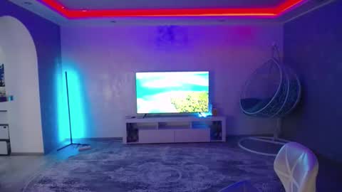 call meKira online show from 02/28/25, 10:30