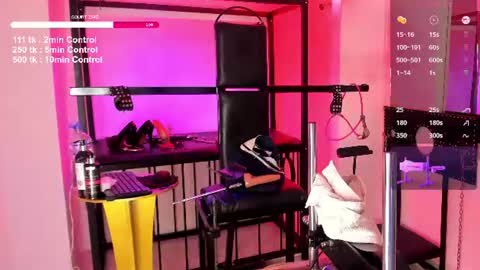 Snapshot of yourgirlia_ chatting on 06/25/26, 05:12 Call me Lia online show from 06/25/26, 05:12