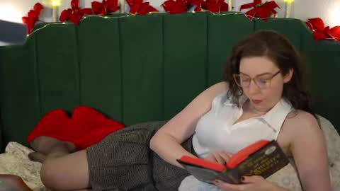 Sarlei Sar-uh-lie online show from 12/02/25, 11:11