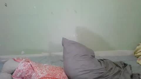 Snapshot of yourgoaldigger chatting on 01/22/25, 10:29 mimi online show from 01/22/25, 10:29