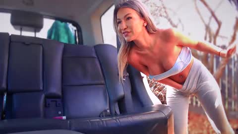 yourguiltypassion online show from 10/31/25, 09:54