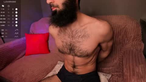 Snapshot of yourhairysecret chatting on 03/10/25, 08:01 HAIRY wants to have a great time online show from 03/10/25, 08:01