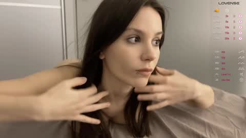 Aida online show from 12/14/24, 02:21