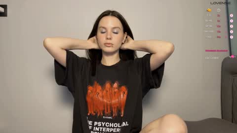 Aida online show from 12/31/24, 07:10