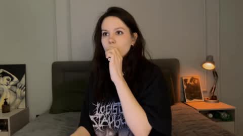 Aida online show from 02/22/25, 01:13