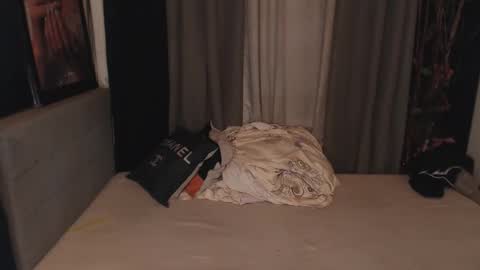 im your Bambie online show from 02/20/26, 03:34