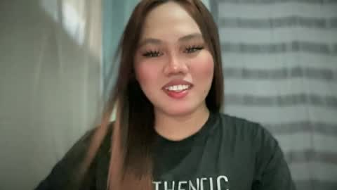 yourhotgirl_lyn online show from 06/23/26, 06:55