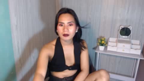 Snapshot of yourhottie_winxxx chatting on 03/05/25, 09:59 Mauie  online show from 03/05/25, 09:59