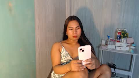 Mauie  online show from 05/14/26, 11:44