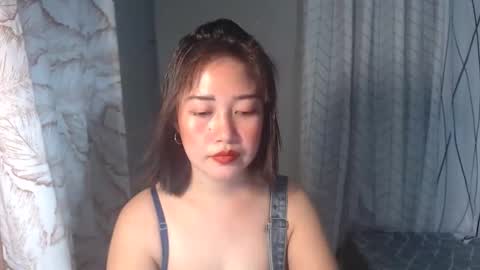 yourhotyash_ online show from 04/04/26, 12:35