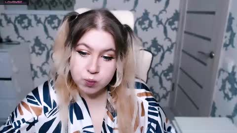 Karma online show from 02/18/25, 02:16