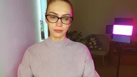 Snapshot of yourladysunshine chatting on 02/08/26, 07:12 Ksyusha online show from 02/08/26, 07:12