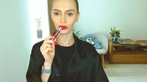 Snapshot of yourladysunshine chatting on 02/11/26, 08:19 Ksyusha online show from 02/11/26, 08:19