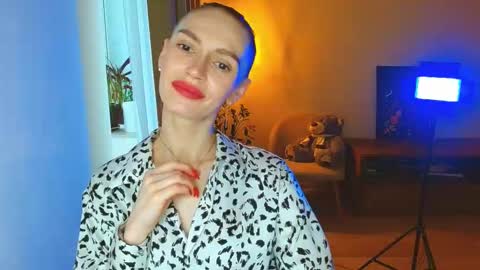 Snapshot of yourladysunshine chatting on 02/25/26, 07:40 Ksyusha online show from 02/25/26, 07:40