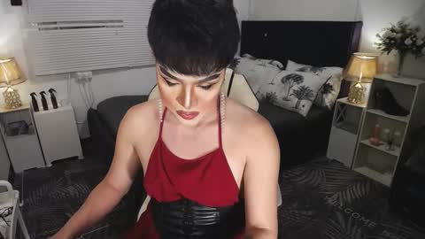 Snapshot of yourlivingonurdream chatting on 01/08/25, 02:25 -- online show from 01/08/25, 02:25