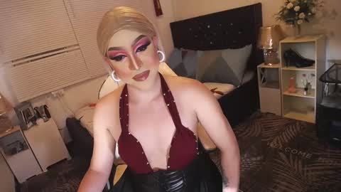 Snapshot of yourlivingonurdream chatting on 02/27/25, 06:53 -- online show from 02/27/25, 06:53