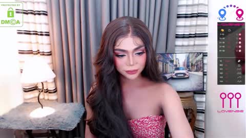 CHARLOTTE online show from 10/01/25, 04:24