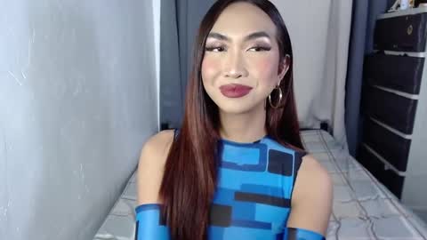 Snapshot of yourlovebella88 chatting on 02/28/25, 03:37 yourlovebella88 online show from 02/28/25, 03:37