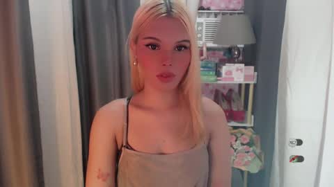 KYLIE MORE online show from 06/13/26, 07:06