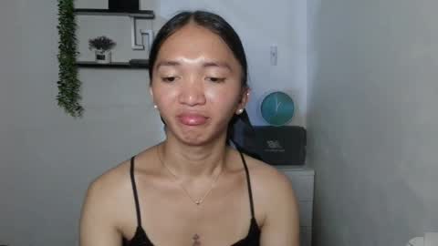 Snapshot of yourloveninaa chatting on 04/11/26, 04:50 Nina online show from 04/11/26, 04:50