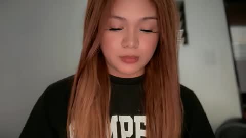 Snapshot of yourlovingpearl chatting on 02/05/26, 07:46 PEARL online show from 02/05/26, 07:46