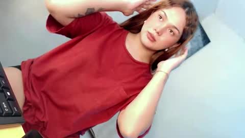 Snapshot of yourlovingpearl chatting on 03/09/26, 12:36 PEARL online show from 03/09/26, 12:36