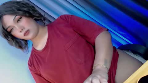 Snapshot of yourlovingpearl chatting on 04/07/26, 07:14 PEARL online show from 04/07/26, 07:14