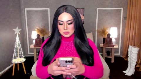 Snapshot of yourmassivecockcummer chatting on 12/27/24, 01:28 Carla online show from 12/27/24, 01:28