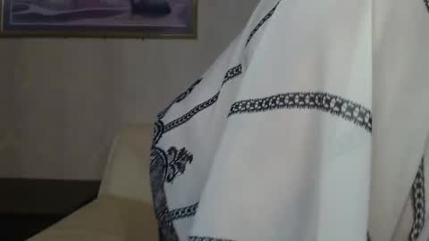 Snapshot of yourmilf4love chatting on 09/24/25, 08:12 lANA online show from 09/24/25, 08:12