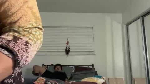 YOURMOMMY online show from 02/11/26, 07:57