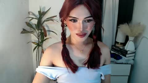 TIFFANY SUCKING QUEEN online show from 06/16/26, 02:36