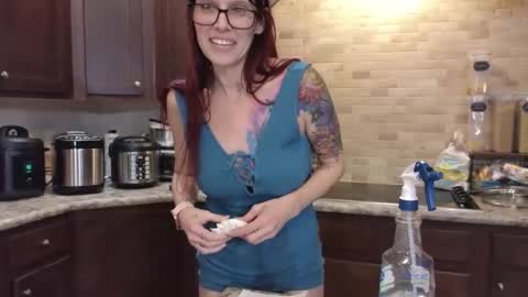 Yournaughtysuccubus online show from 01/04/25, 12:05