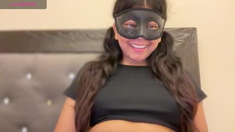 Snapshot of yournewkink12 chatting on 10/02/25, 01:51 YourNewKink online show from 10/02/25, 01:51