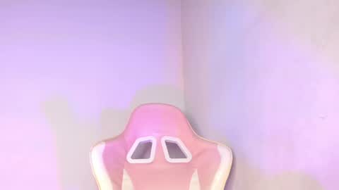 Snapshot of youronlydawn chatting on 01/21/25, 09:25 Dawn online show from 01/21/25, 09:25