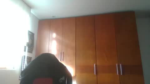 Snapshot of yourpersonalgeniusl chatting on 11/25/25, 09:15 yourpersonalgeniusl online show from 11/25/25, 09:15