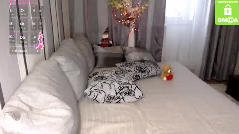 matypleazure online show from 12/14/25, 08:41