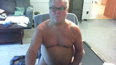 Snapshot of yourpoppi55 chatting on 07/11/26, 12:08 yourpoppi55 online show from 07/11/26, 12:08