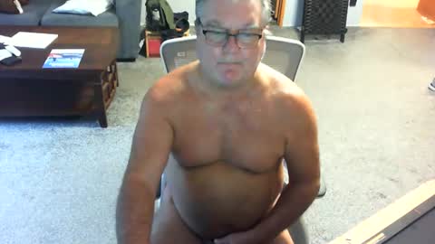 Snapshot of yourpoppi55 chatting on 08/07/26, 11:23 yourpoppi55 online show from 08/07/26, 11:23