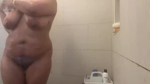 Snapshot of yourpussyfairyyy chatting on 09/22/25, 10:56 yourpussyfairyyy online show from 09/22/25, 10:56