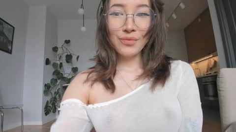 Snapshot of yours_meyy chatting on 03/31/26, 07:20 youre meyy online show from 03/31/26, 07:20