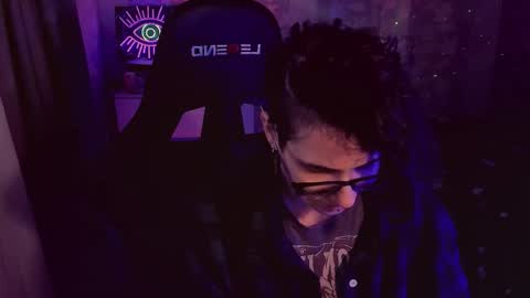 Snapshot of yourscosmic chatting on 11/07/25, 11:10 Yours Cosmic online show from 11/07/25, 11:10