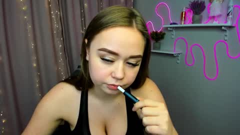 Snapshot of yoursexenergy chatting on 02/19/25, 10:01 yoursexenergy online show from 02/19/25, 10:01