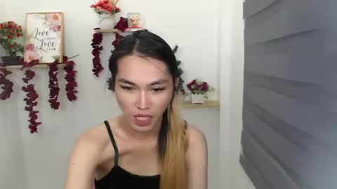 Snapshot of yoursexservice chatting on 12/10/24, 10:58 online show from 12/10/24, 10:58